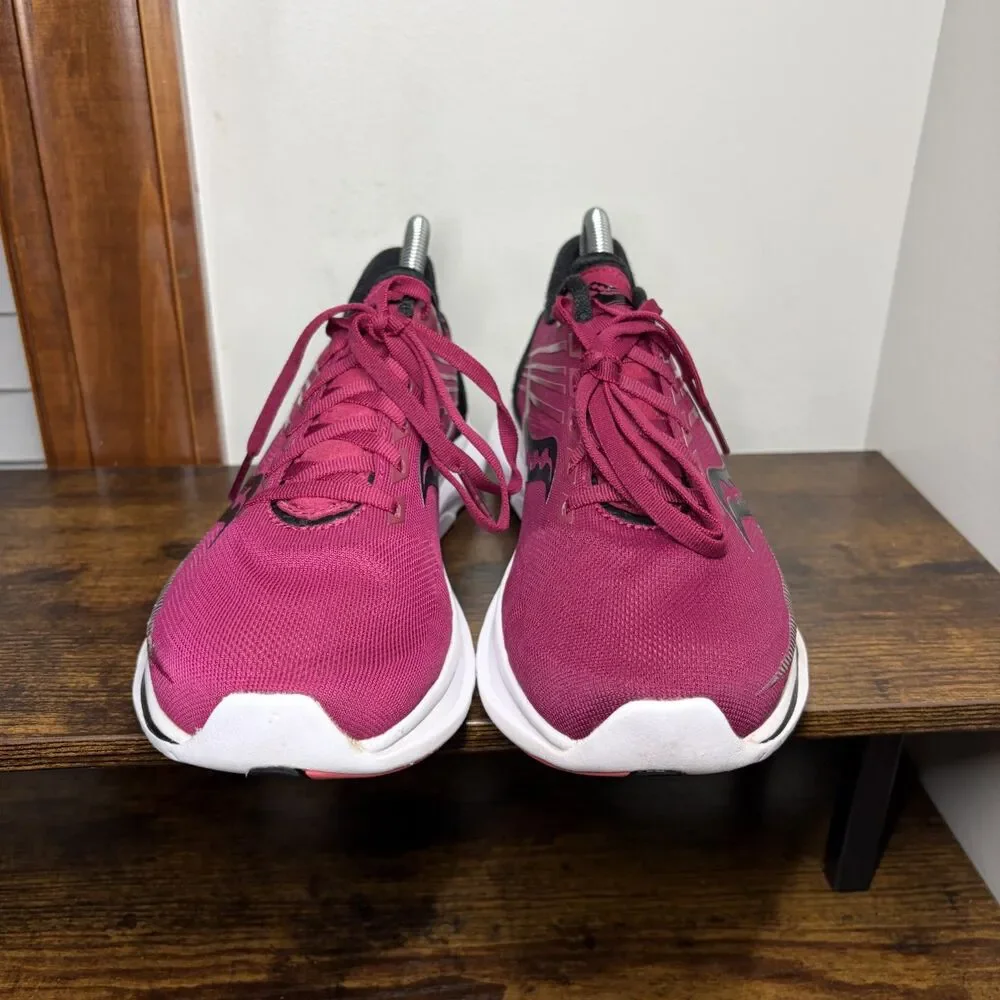 Size 9 Womens - Saucony Kinvara 12 Running Shoes Cherry/Black